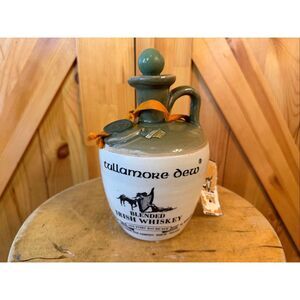 VINTAGE TULLAMORE DEW CERAMIC DECANTER 750 ml Irish Whiskey Bottle (6704)